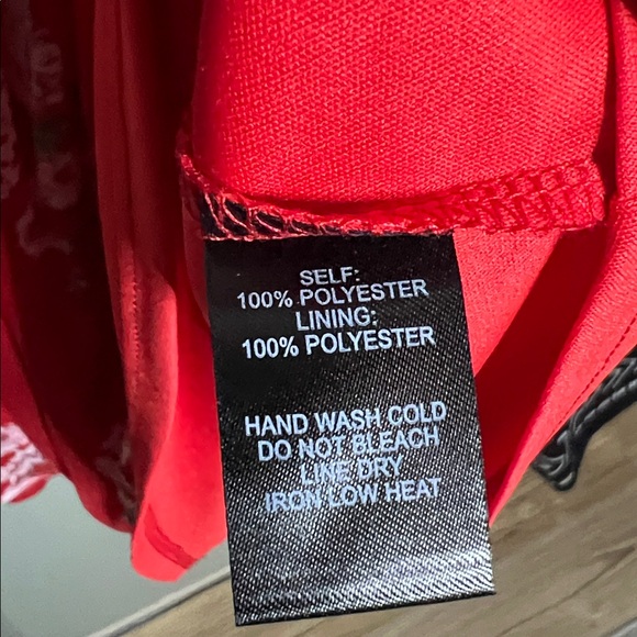 Lulu’s Dress M - Picture 5 of 5